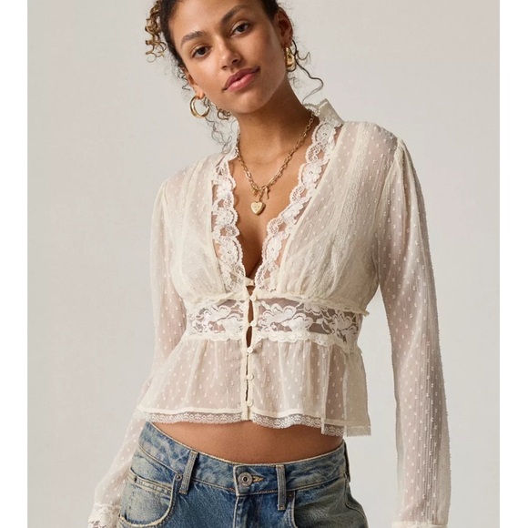 Kimchi Blue Sheer Lace Cream Blouse - Picture 1 of 4